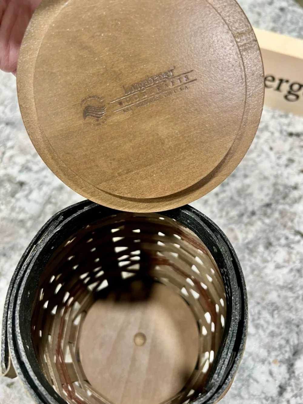 Longaberger Woven Barrel Collectors Club 2014 - Picture 4 of 7